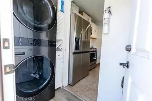 1390 Gundry Ave, Long Beach, CA 90813 - Photo 8