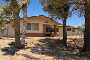 56994 Crestview Dr, Yucca Valley, CA 92284 - Photo 2