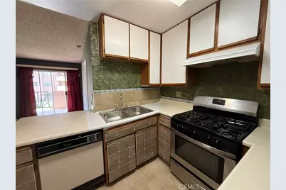 450 E 4th Street #207, Santa Ana, CA 92701 - Photo 6