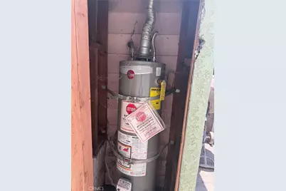 917 E 42nd Street, Los Angeles, CA 90011 - Photo 22