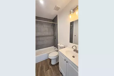 3029 Pacific Avenue, Long Beach, CA 90806 - Photo 16