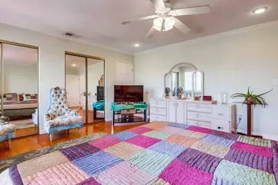 720 W 108th Street, Los Angeles, CA 90044 - Photo 52