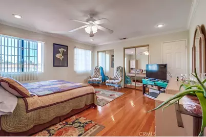 720 W 108th Street, Los Angeles, CA 90044 - Photo 50