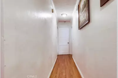 720 W 108th Street, Los Angeles, CA 90044 - Photo 32