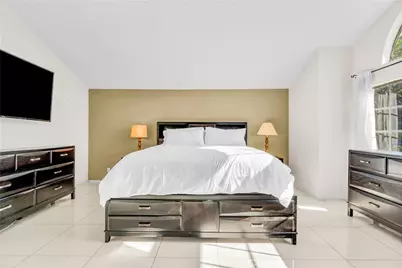 1549 Hillcrest Drive, Pomona, CA 91768 - Photo 50