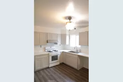 15154 Oliva Avenue, Paramount, CA 90723 - Photo 10