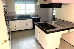 3050 Madison Ave, Costa Mesa, CA 92626 - Photo 4