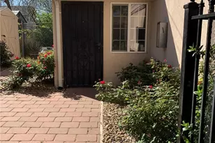 2700 32nd St, Sacramento, CA 95817 - Photo 12