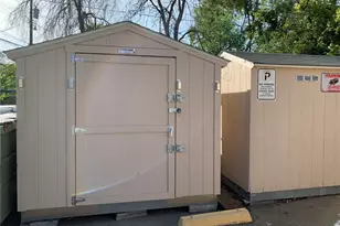 2700 32nd St, Sacramento, CA 95817 - Photo 14