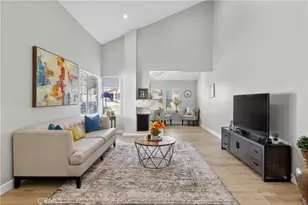 25482 Coral Wood St, Lake Forest, CA 92630 - Photo 2