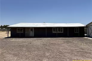 46123 Fairview Rd, Newberry Springs, CA 92365 - Photo 2