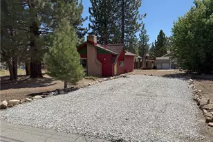 936 Pinon Ln, Big Bear City, CA 92314 - Photo 4
