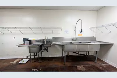 16527 Bellflower Boulevard, Bellflower, CA 90706 - Photo 6