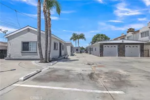 11609 208th St, Lakewood, CA 90715 - Photo 4