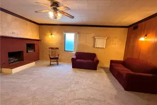 9929 Saticoy St, Burbank, CA 91504 - Photo 6