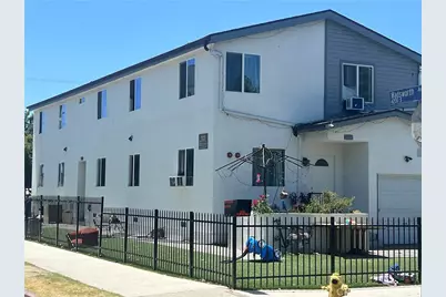 948 E 42nd Place, Los Angeles, CA 90011 - Photo 2