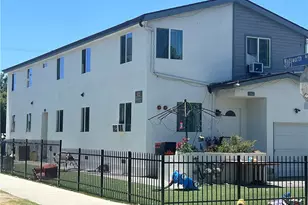 948 E 42nd Pl., Los Angeles, CA 90011 - Photo 2