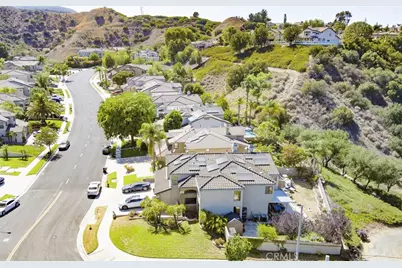 2715 Hidden Hills Way, Corona, CA 92882 - Photo 4