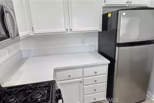 2110 Almeria St, Corona, CA 92879 - Photo 16