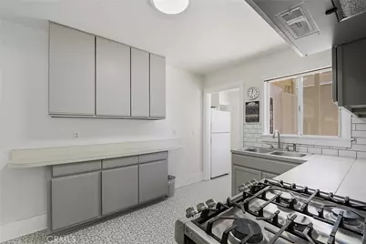 732 Saint Louis Avenue, Long Beach, CA 90804 - Photo 16