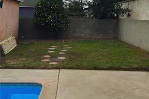 1017 S Chester Ave, Compton, CA 90221 - Photo 32