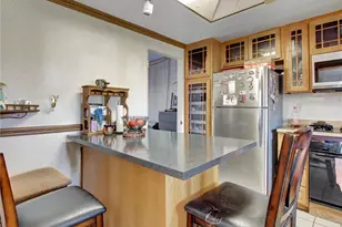 10552 Royal Oak Way, Stanton, CA 90680 - Photo 6