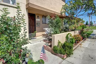 10552 Royal Oak Way, Stanton, CA 90680 - Photo 2