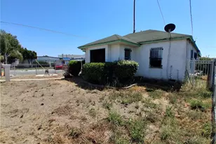 3276 Cedar Ave, Lynwood, CA 90262 - Photo 1