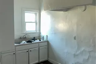 146 E 45th St, Los Angeles, CA 90011 - Photo 36