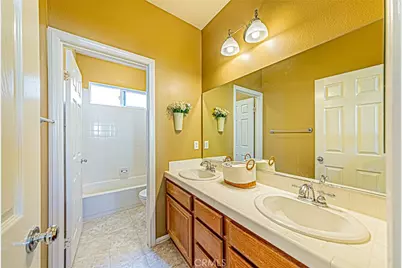 30160 Holmby Court, Castaic, CA 91384 - Photo 34