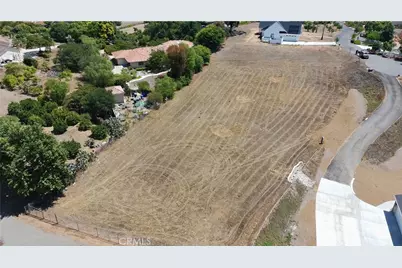 1916 Gray Rabbit Hollow Lane, Fallbrook, CA 92028 - Photo 2