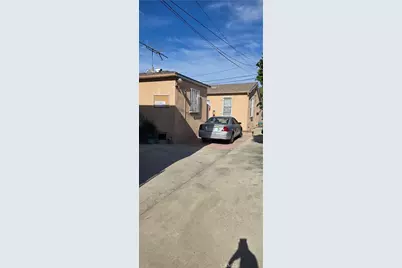 2944 8th Avenue, Los Angeles, CA 90018 - Photo 2