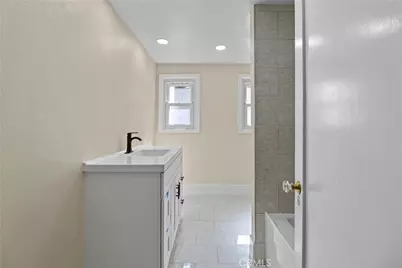 986 W Marshall Boulevard, San Bernardino, CA 92405 - Photo 16