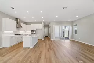 27730 Knoll View Pl, Valencia, CA 91381 - Photo 10