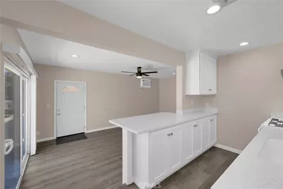 5572 Saint Ann Avenue, Cypress, CA 90630 - Photo 16