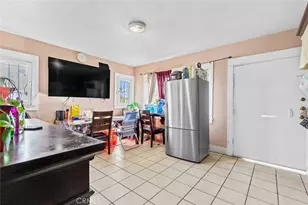 947 81, Los Angeles, CA 90044 - Photo 14