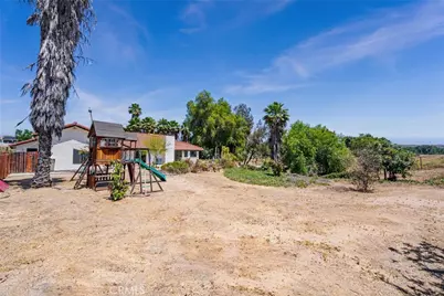 18085 Golden Leaf Lane, Woodcrest, CA 92504 - Photo 30