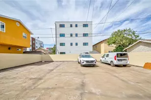 1349 W 35th Pl, Los Angeles, CA 90007 - Photo 8