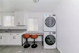 1349 W 35th Pl, Los Angeles, CA 90007 - Photo 24