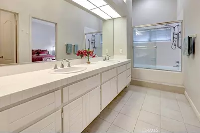 70 Lehigh Aisle, Irvine, CA 92612 - Photo 12