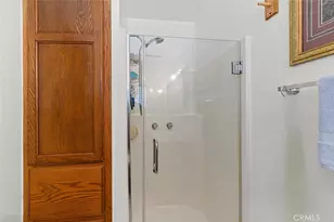 937 S La Verne Ave, East Los Angeles, CA 90022 - Photo 22