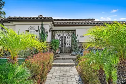 22961 Banbury Ct, Murrieta, CA 92562 - Photo 2