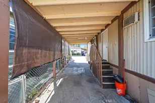 250 N Linden Ave, Rialto, CA 92376 - Photo 6