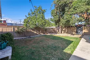 2860 Chestnut Ave, Long Beach, CA 90806 - Photo 32