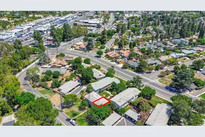 163 N Center Street, Redlands, CA 92373 - Photo 8
