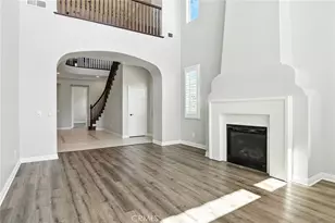 18338 Lakepointe Dr, Riverside, CA 92503 - Photo 12