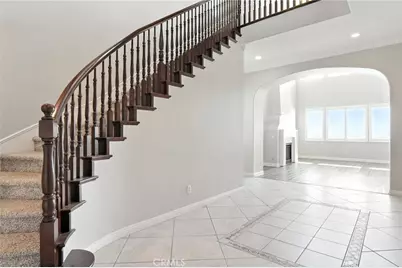 18338 Lakepointe Drive, Riverside, CA 92503 - Photo 4