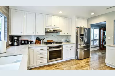 22941 Belquest Drive, Lake Forest, CA 92630 - Photo 18