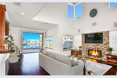 347 Empire Landing, Long Beach, CA 90803 - Photo 4