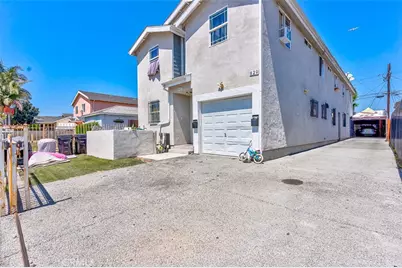 827 E 109th Place, Los Angeles, CA 90059 - Photo 1